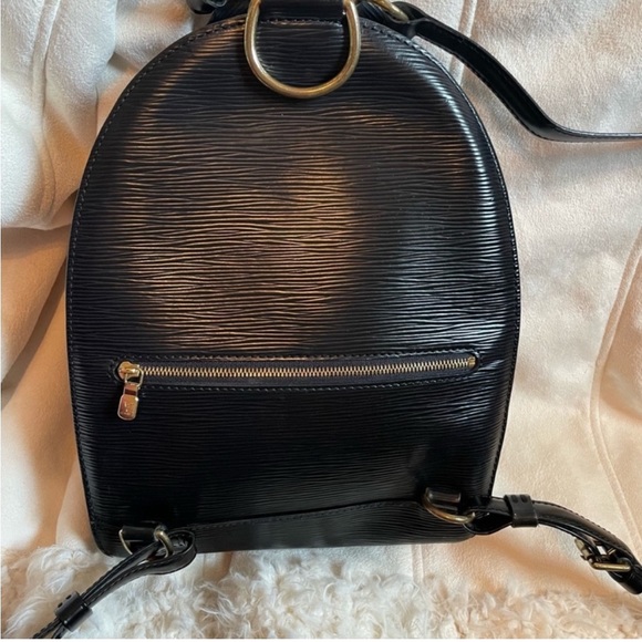 Louis Vuitton Backpack! - Picture 8 of 16